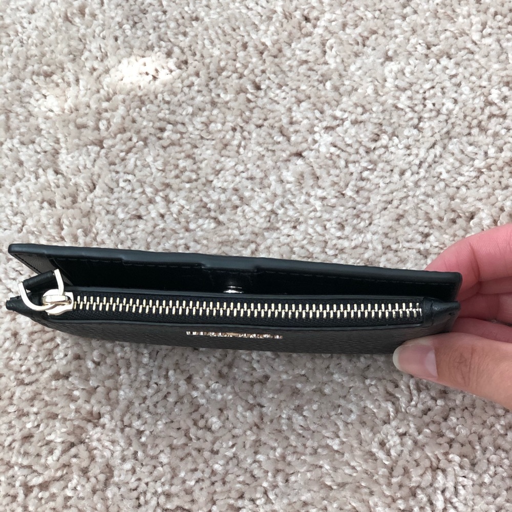 Kate Spade wallet - Picture 3 of 5